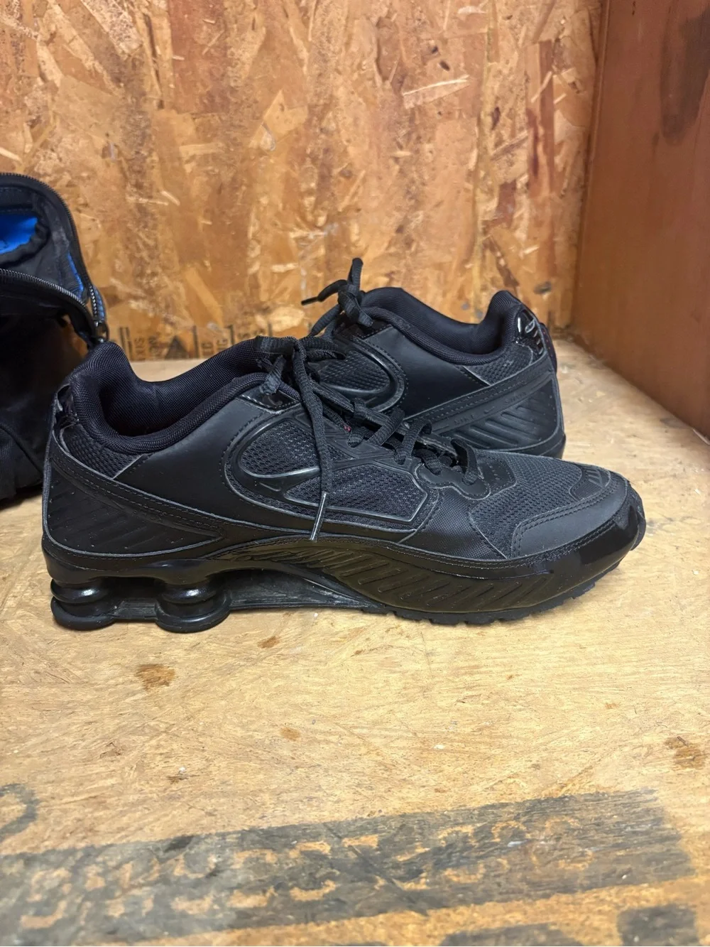 Nike Men's Black BQ9001-001C SHOX ENIGMA MENS SNEAKER US SIZE 10